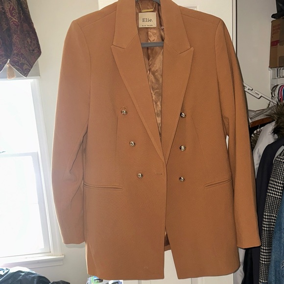Elie Tahari Gold Blazer - Picture 4 of 7
